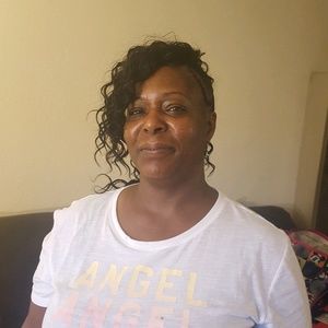 Meet your Posher, Tonya